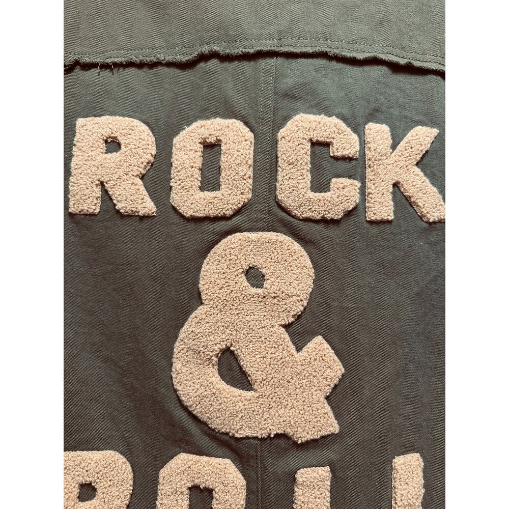 Davi & Dani Women’s Olive Green “Rock & Roll” Frayed Utility Jacket. Sz L  NEW - Picture 8 of 13